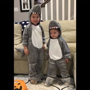 Kids shark costume